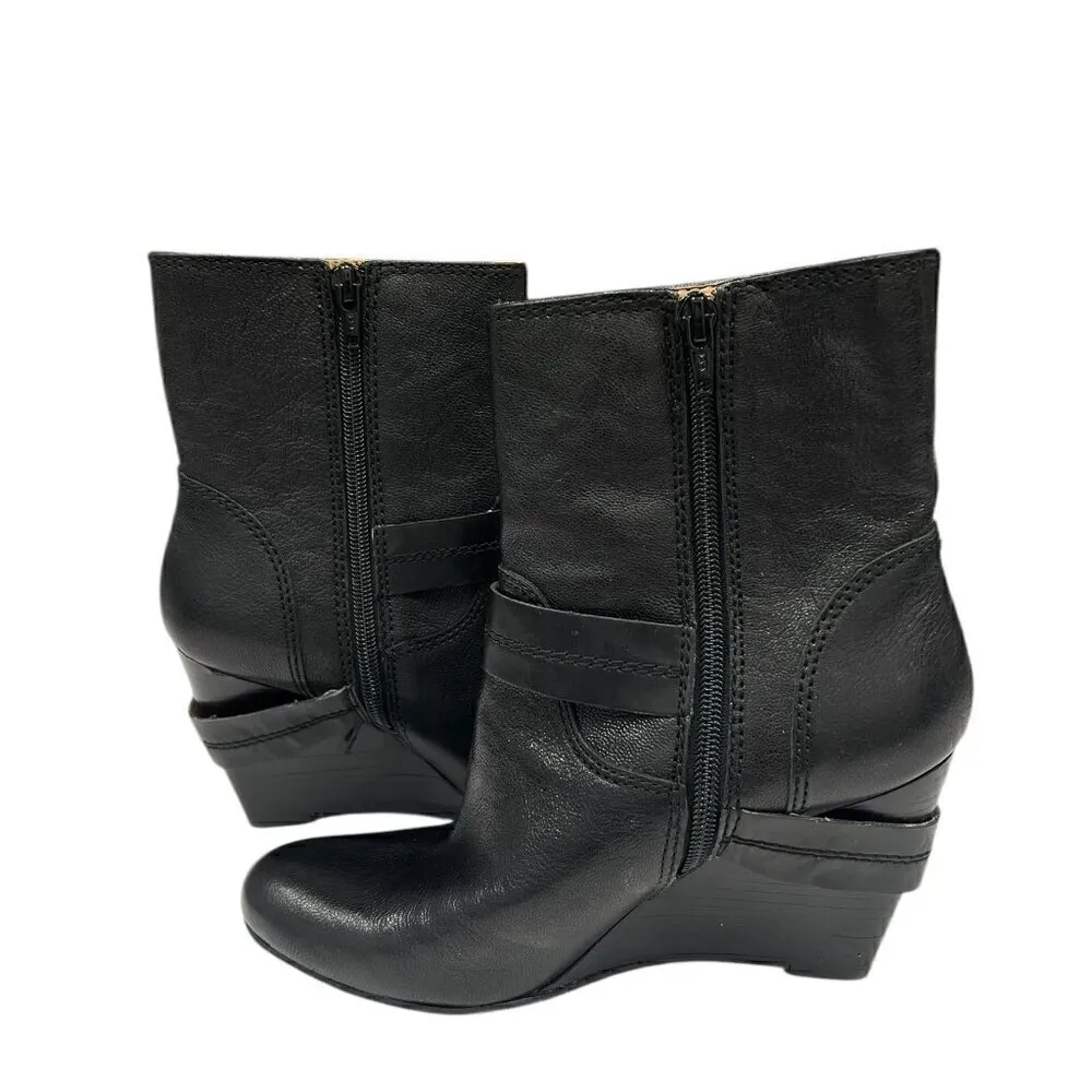 Nine West  Almond Toe Black Leather Boots size 7AA - Image 4