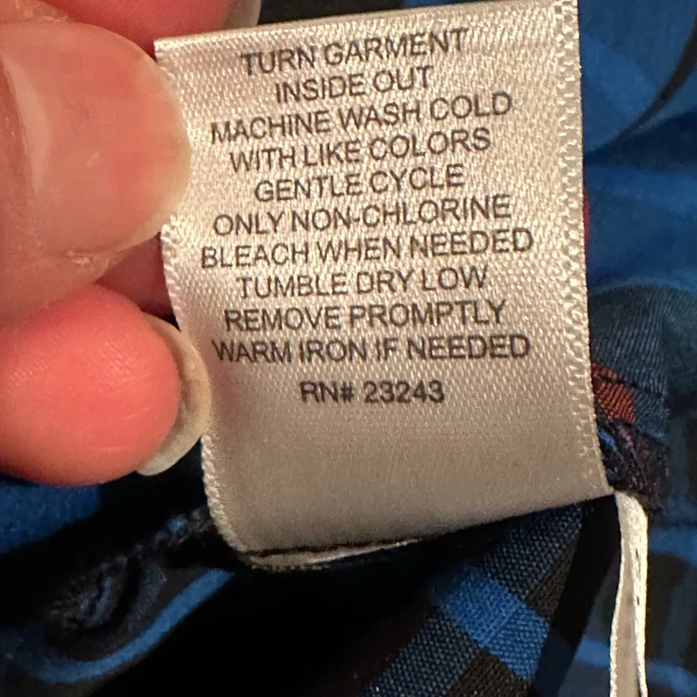 7Th Avenue New York & Company Design Studio NWT Blue Black Red Plaid Top Sz XS - Image 9