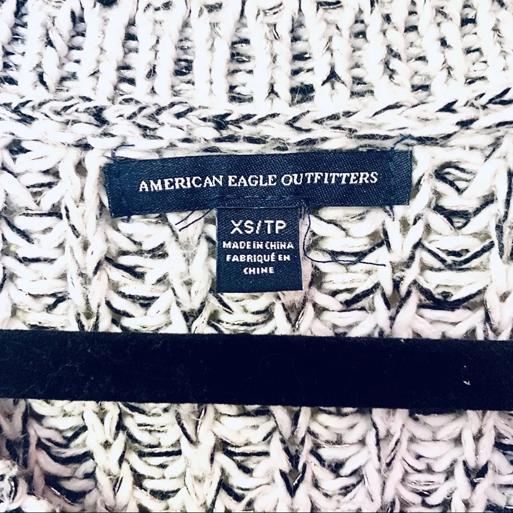 American Eagle Sweater - Image 3