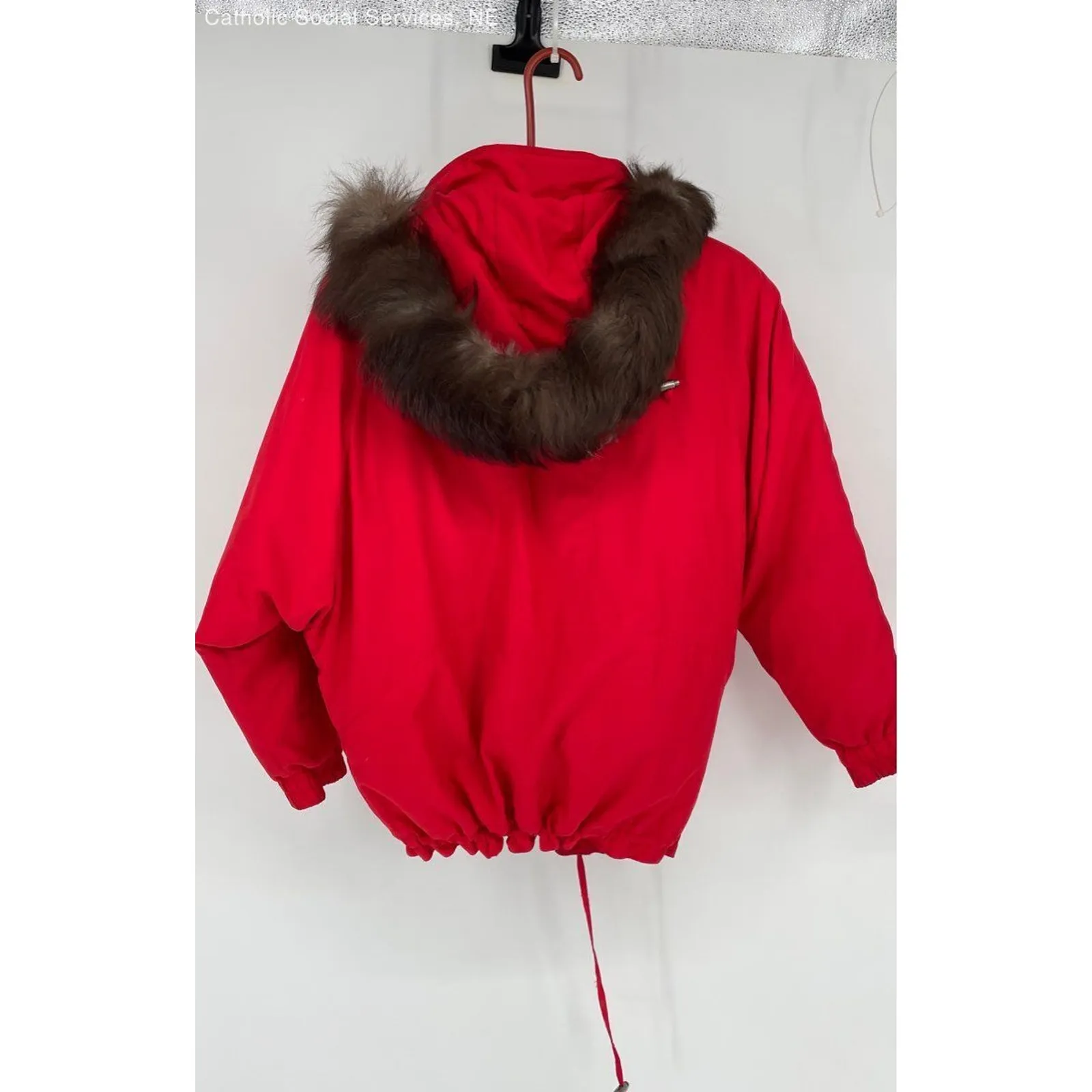 Towne London Fog Red‎ Women's Button Down Removeable Faux Fur Hooded Jacket - Image 8