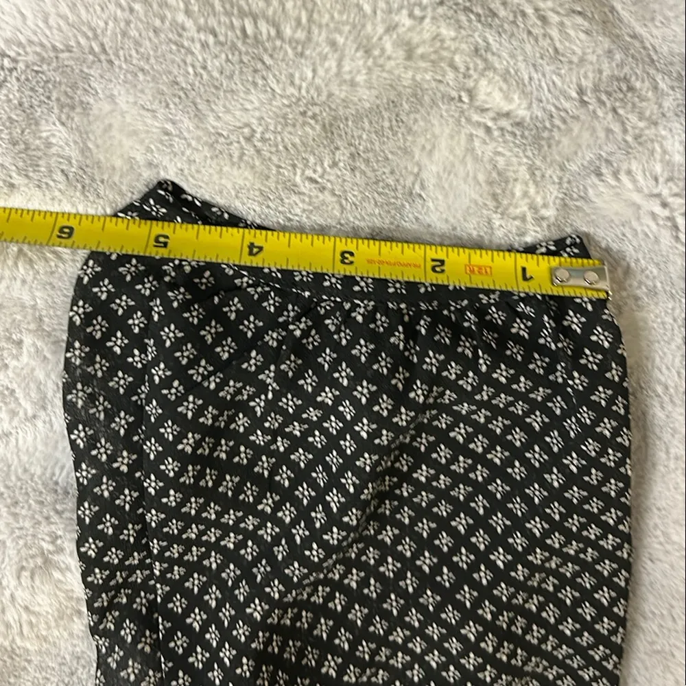 American Eagle Outfitters Black and White Sheer Blouse - Image 8