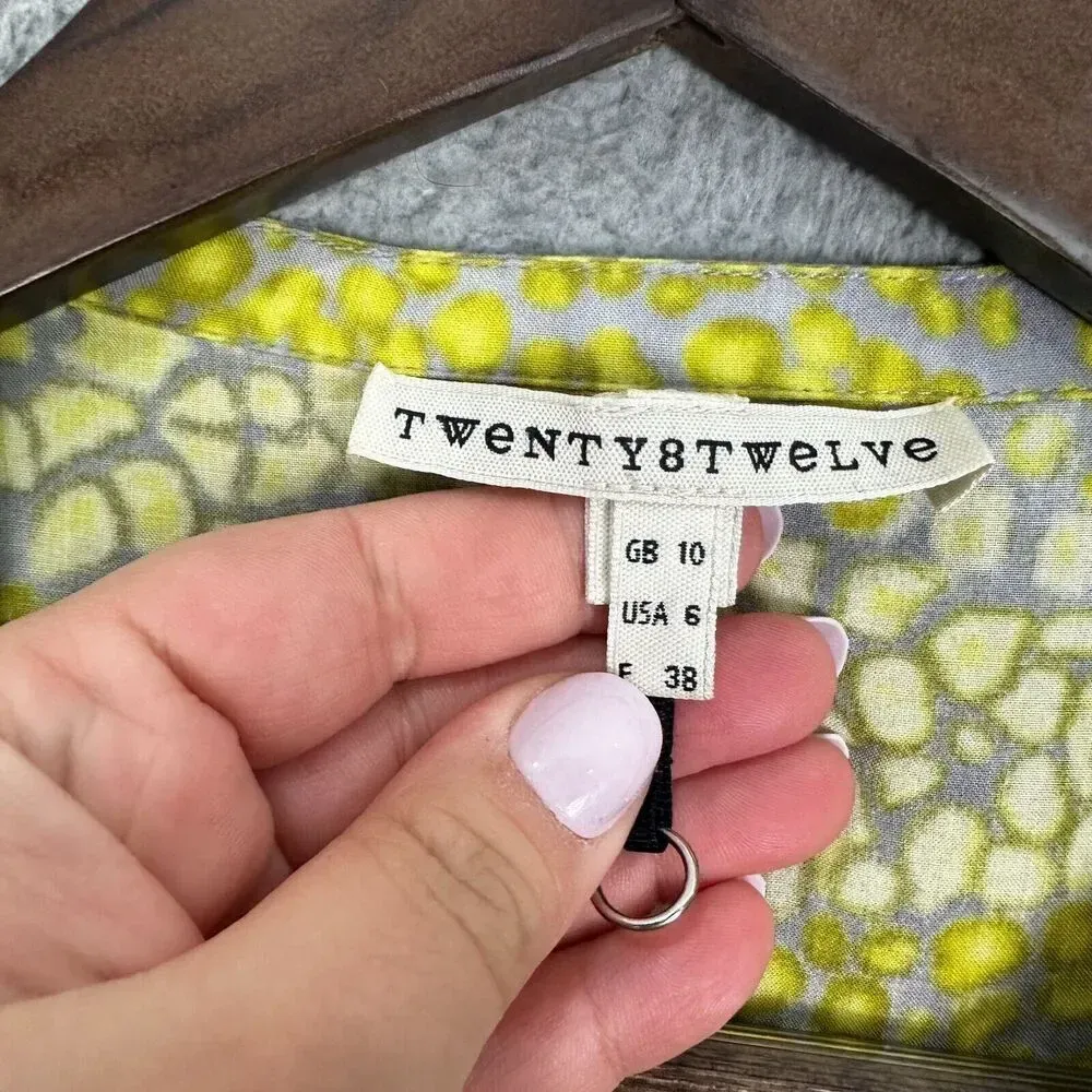 Twenty8twelve by s. miller top‎ womens 6 green gray geometric print gauzy flowy - Image 2