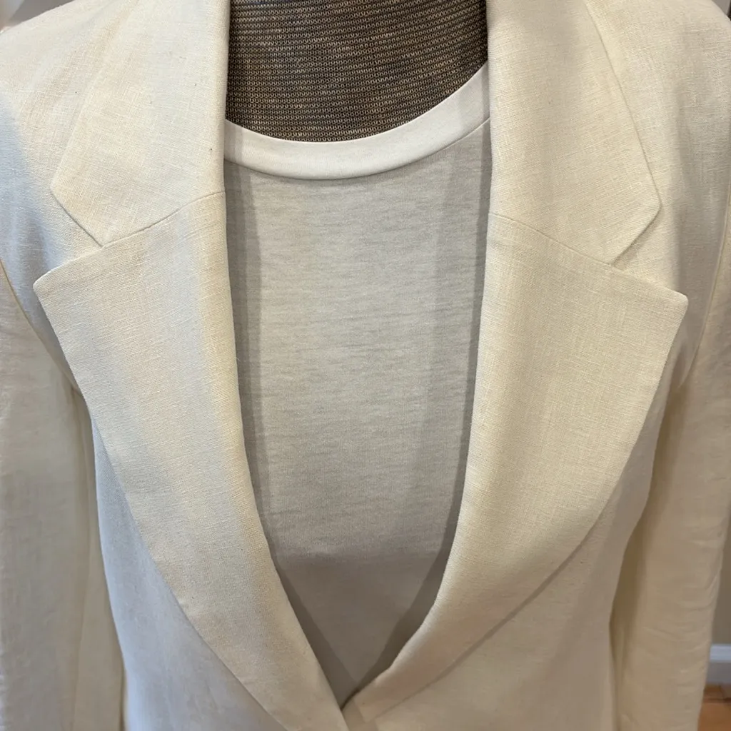 Calvin Klein Antique White Linen and Cotton partially lined one button Blazer - Image 3