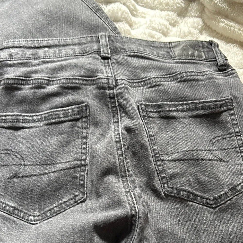 American Eagle Outfitters Gray Straight Jeans with Timeless Style - Image 4