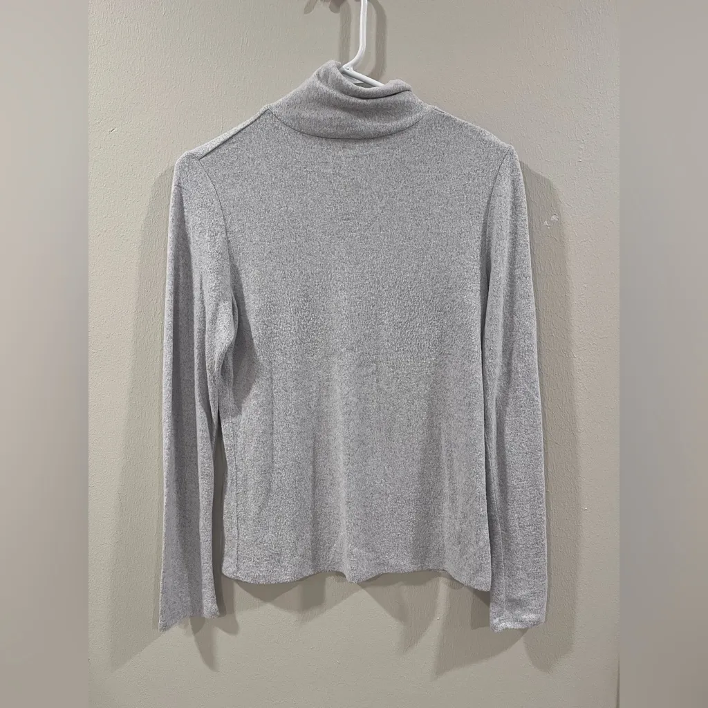 Express Mock Turtleneck Long Sleeve Top - medium - Image 2