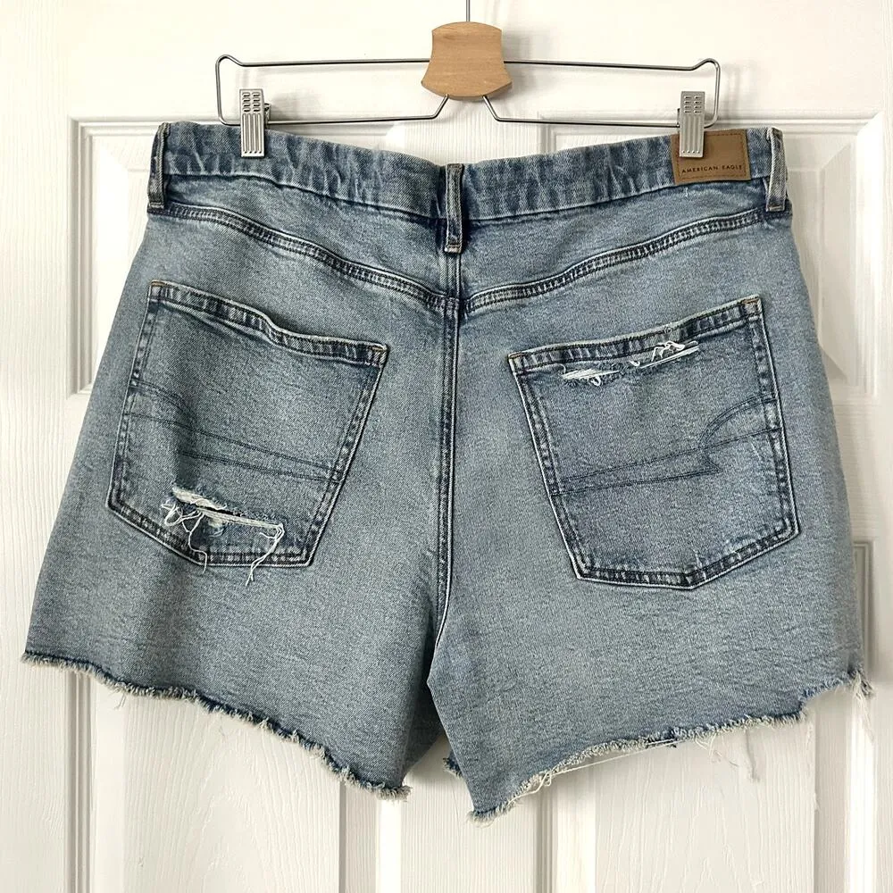 American Eagle Curvy Relaxed Denim Shorts Sz 18 Blue - Image 4
