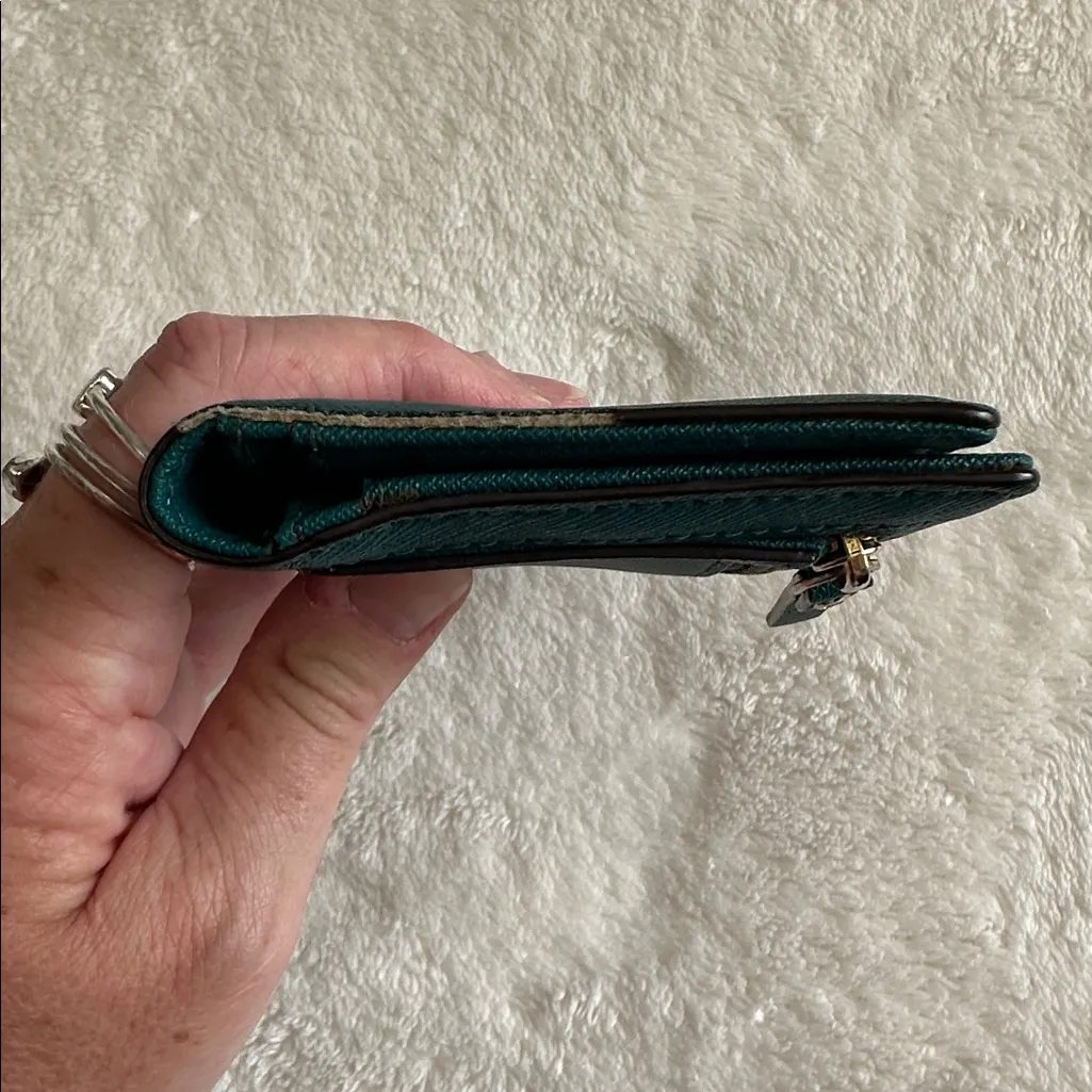 Kate Spade  Blue Green Wallet EUC - Image 11