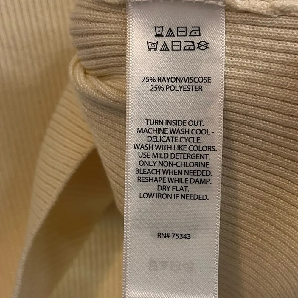 Sincerely Jules Cream And Navy Ribbed Tank Top Set Size Medium - Image 6