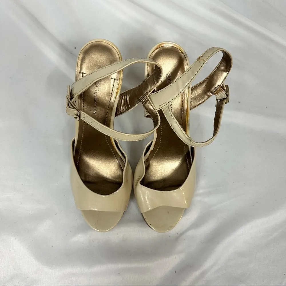 BCBGENERATION Nude and Gold Heels in Size 37.5/7.5 - Image 2