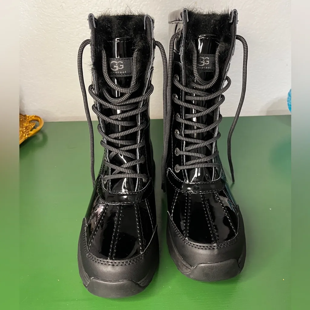 UGG Adirondack Boot Patent (Black) - Image 8