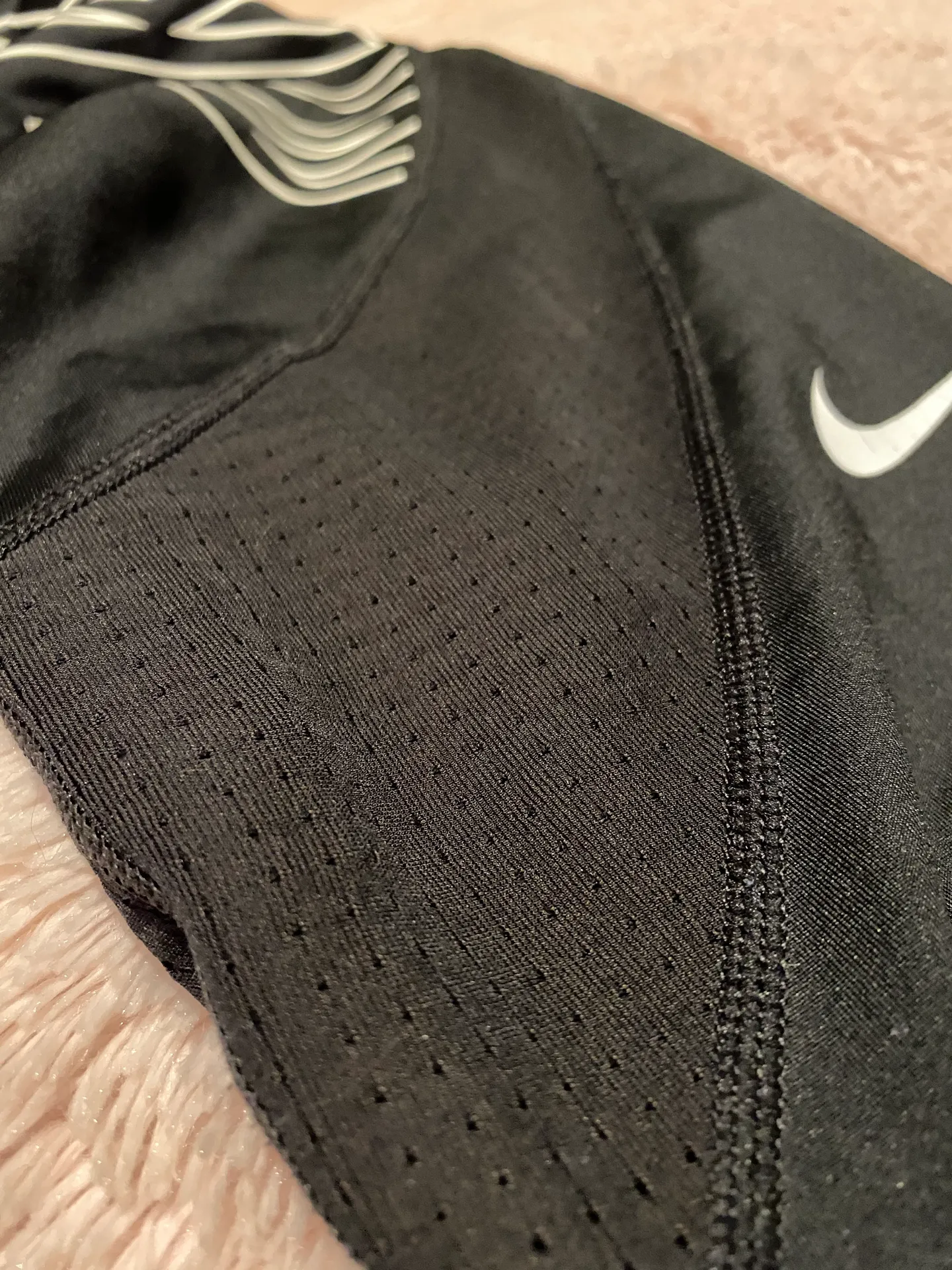 Nike Pro Hyper Cool Leggings - Image 4