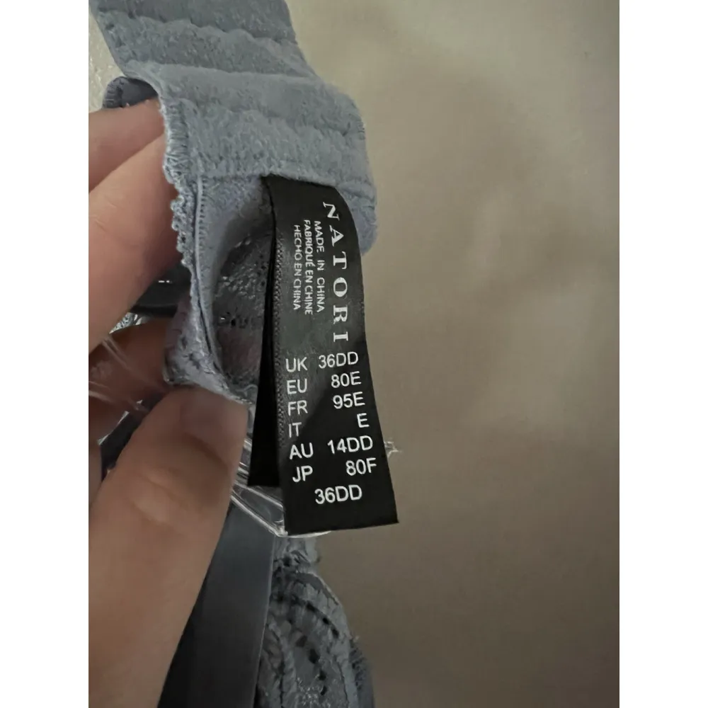 Natori UNDERWIRE Feathers Plunge Bra Windy Blue 36DD NWOT Full Figure Contour Size undefined - Image 4