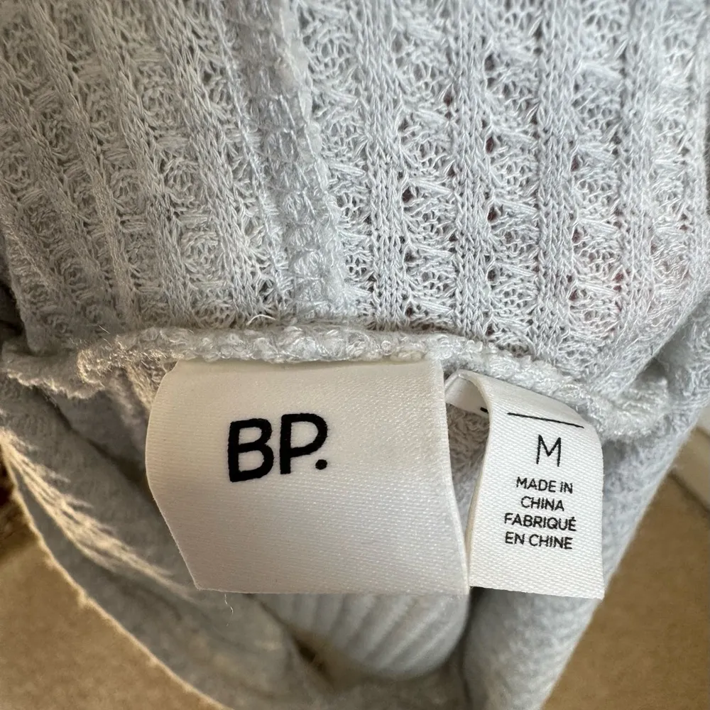 BP NWT . Cable Knit Pullover Hoodie in Light Gray Heather - Image 3