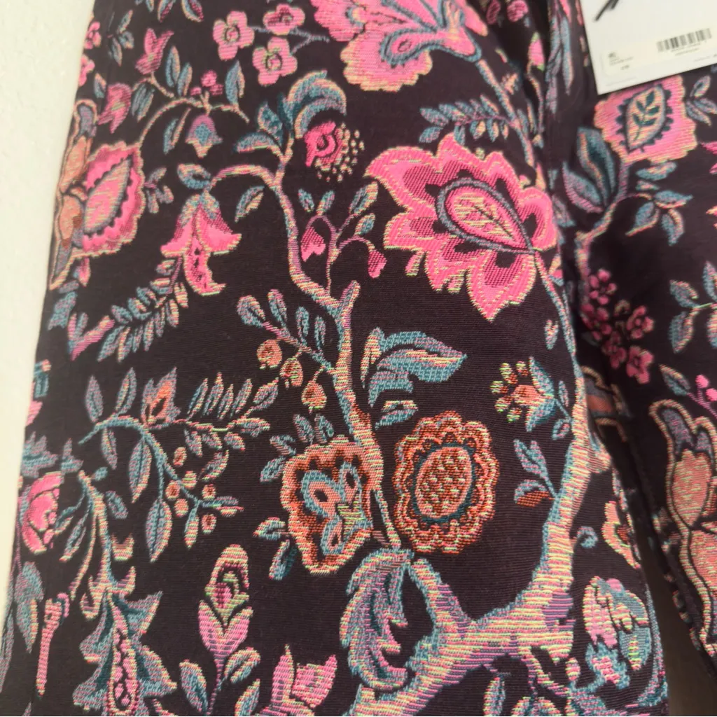 Levis X Free People Tapestry Print Relaxed Curvy Tapered Barrel Crop Pants 28 - Image 4