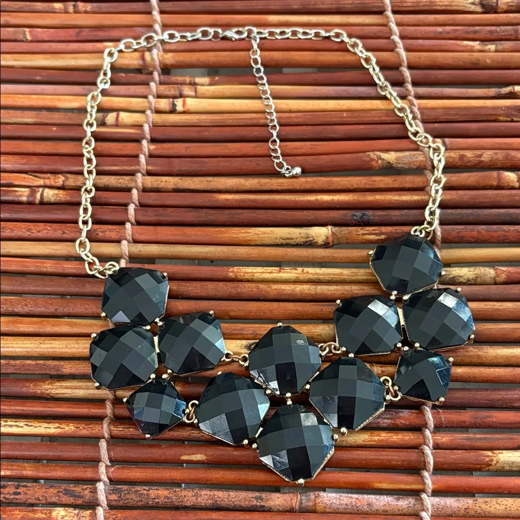 Chico's Black and Gold Geometric Bibb Necklace 18”-21” - Image 3
