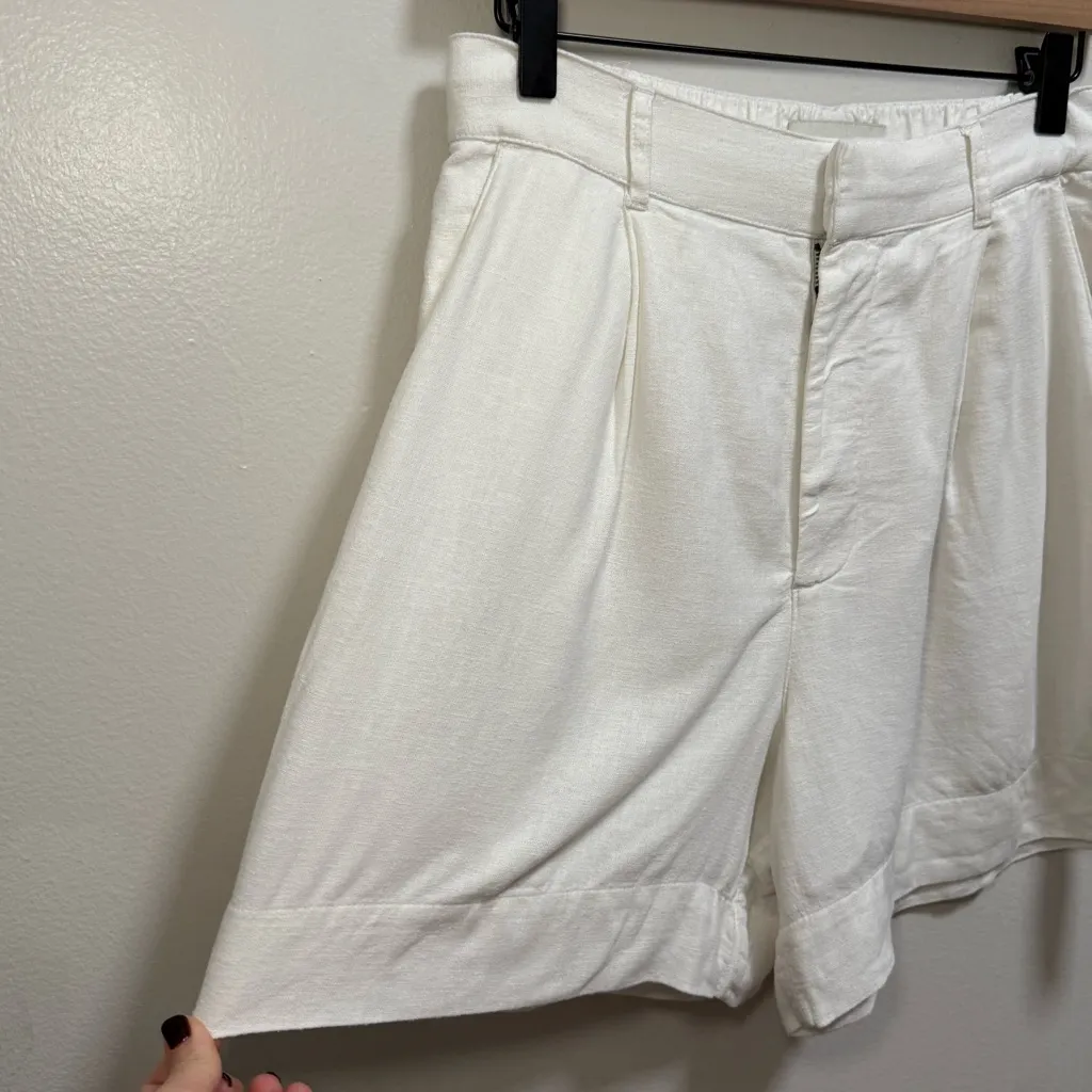 Abercrombie & fitch high rise pleated tailored white linen shorts 5” small coast - Image 3