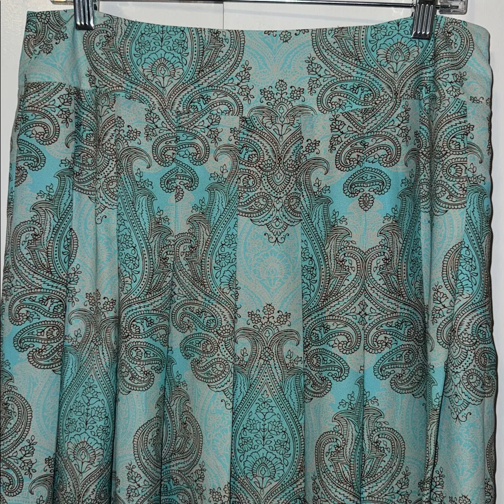Emma James Pleated A-Line Skirt Blue Paisley Print Women’s 10 - Image 2
