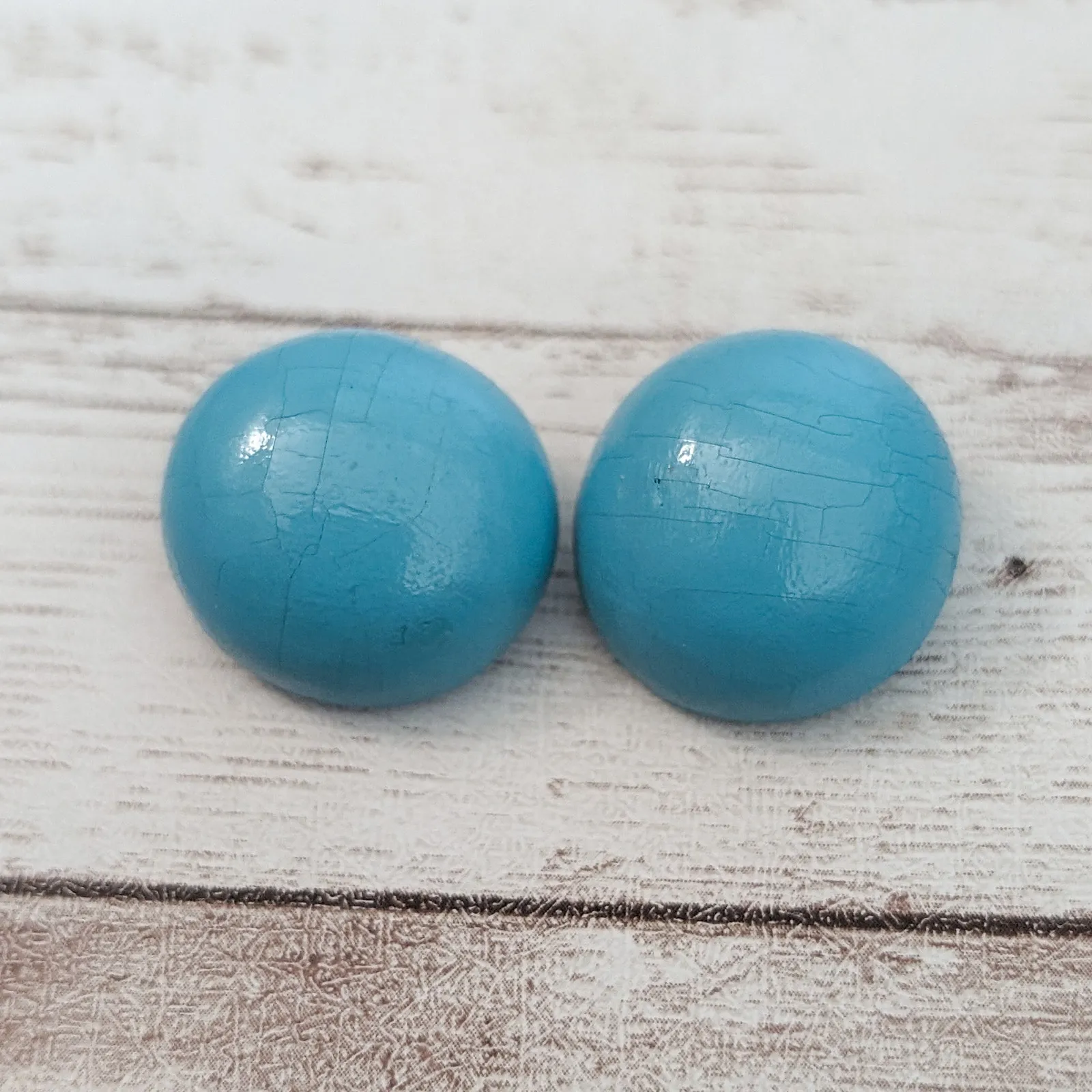 Vintage Clip On Earrings - Image 3