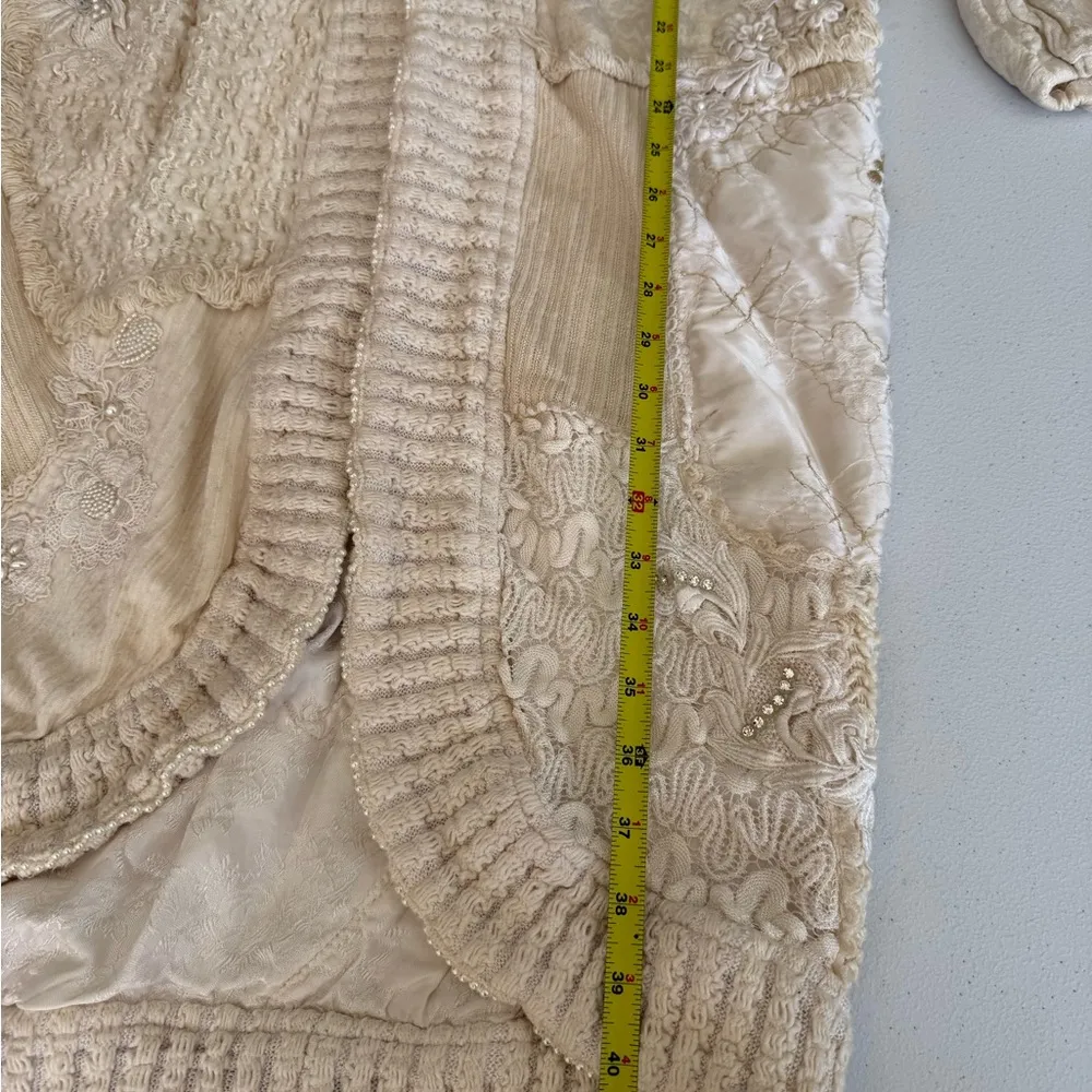 Vtg Vintage 1980s Designer Knit Patchwork Beaded Boho Cottage Core Duster Cache - Image 8