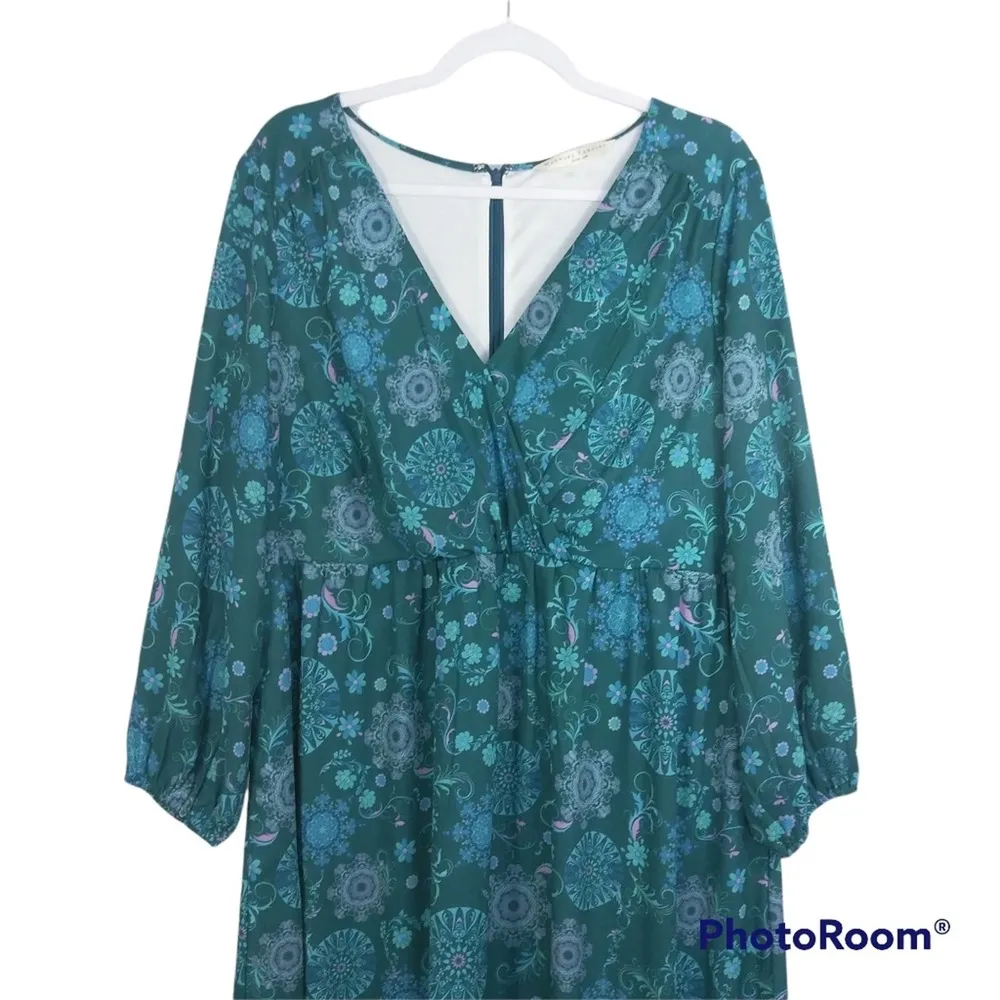 WAYWARD FANCIES Graphic Floral Print Crepe Ruched Asymmetric Waist Maxi Dress 2X - Image 2