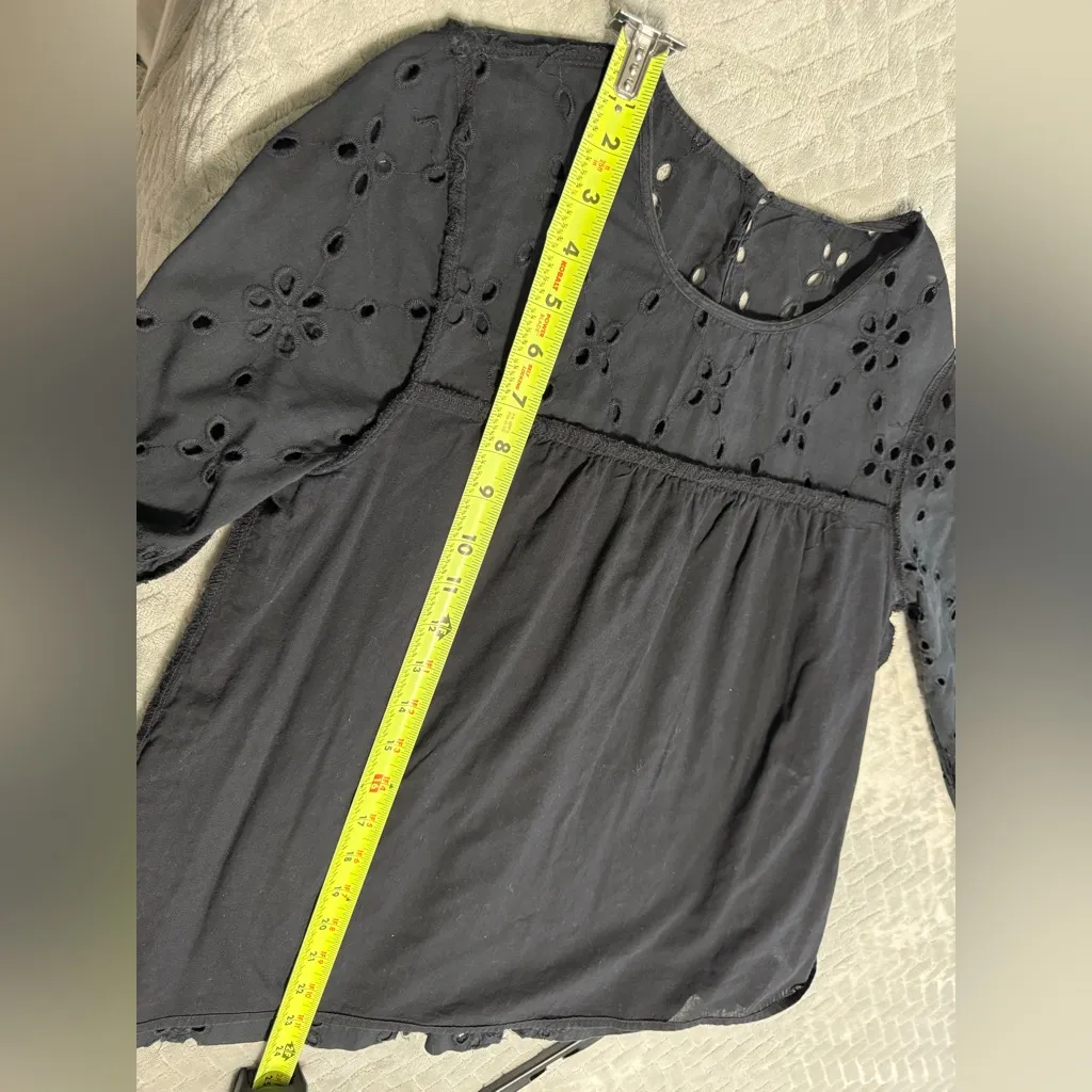 J.CREW women's Black Eyelet tops size S - Image 6