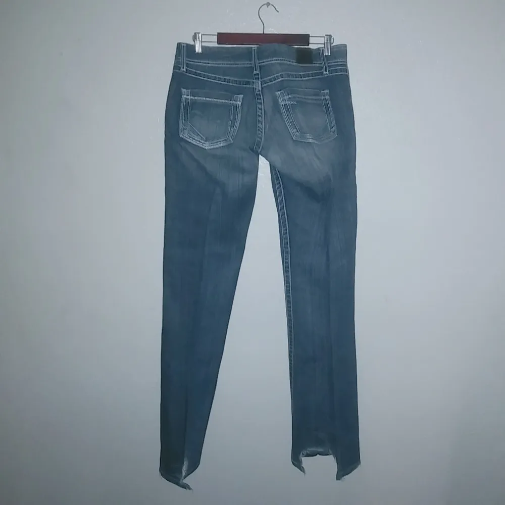 BKE Kate 31x37 Tall Low Rise White Contrast Stitched Pocket Boot Cut Jeans - Image 8