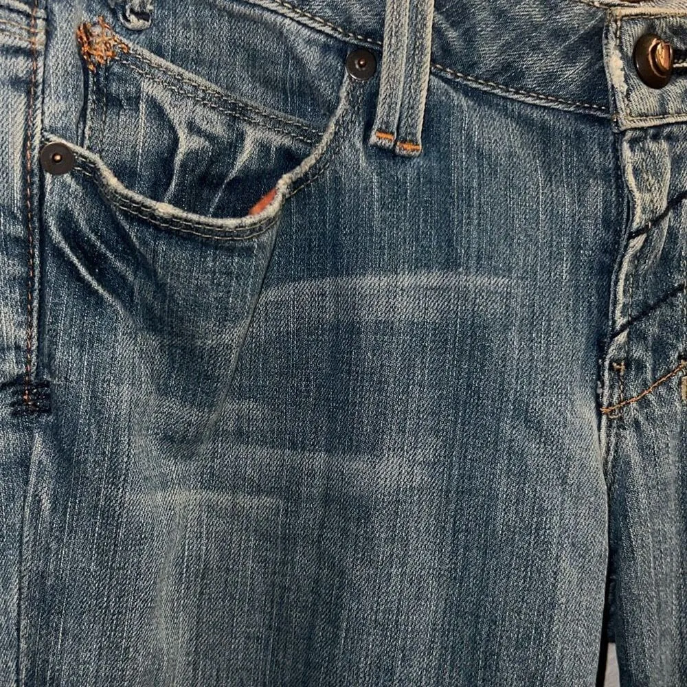 ✨U By Yanuk Light Wash Straight Sz 29 Jeans✨ Blue - Image 4