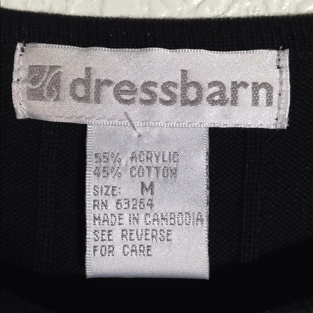 FINAL MARKDOWN Ladies' dressbarn Short Sleeve Sweater medium - Image 3