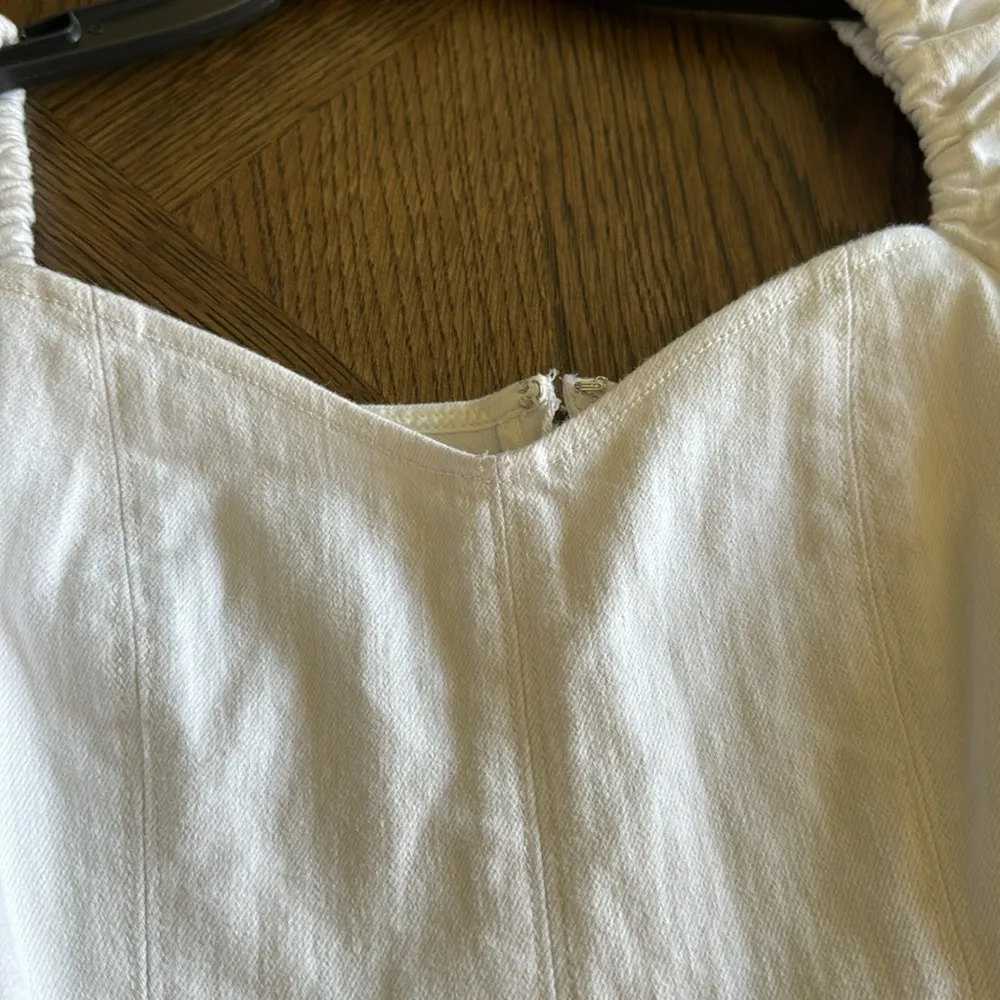 Alice + Olivia Mimi Puff Sleeve Denim Dress, Size 4, $350 - Image 16