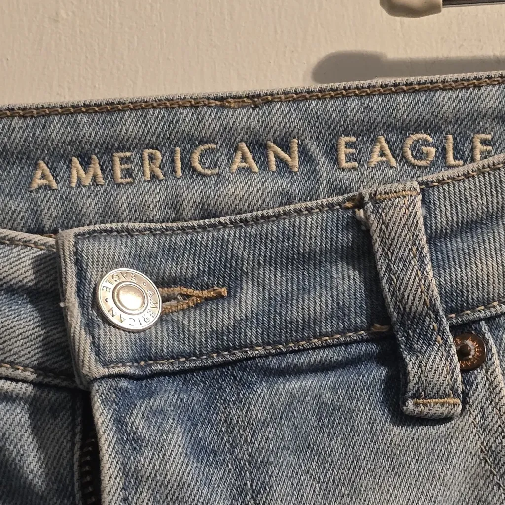 American Eagle Outfitters Light Blue Distressed Boyfriend Jeans - Image 6