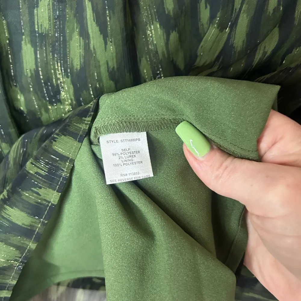 Sugarlips Monte Verde Abstract Ventura Split Neck Button Blouse size small NWOT - Image 7