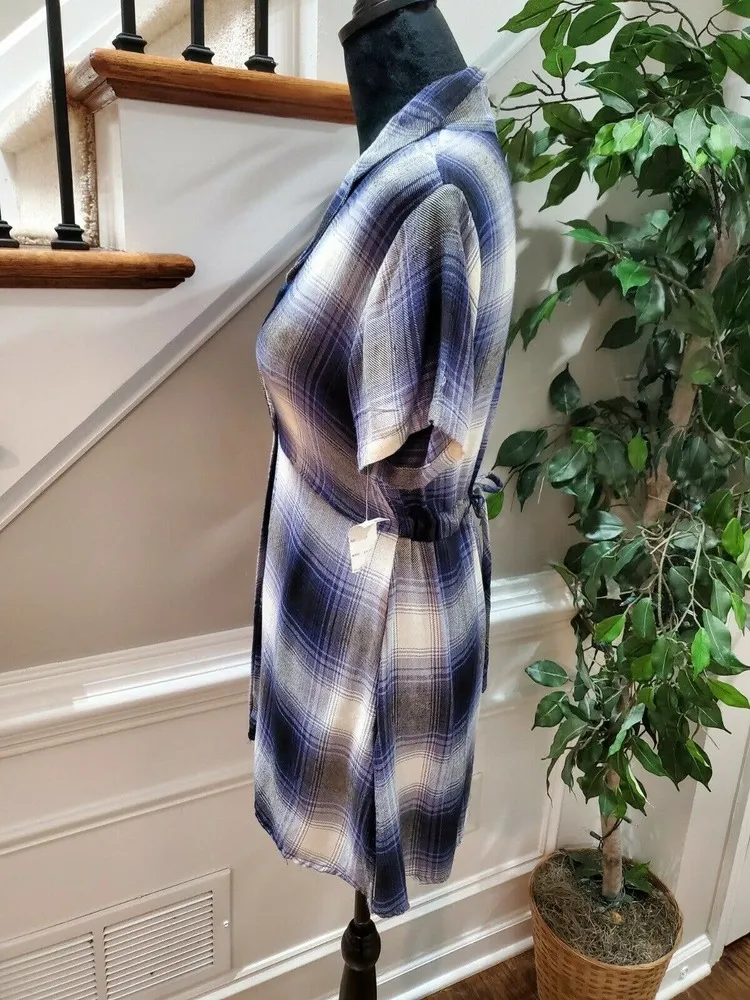 At Last & Co. Women's Multicolor Rayon Round Neck Short Sleeve Blouse Size Small - Image 5