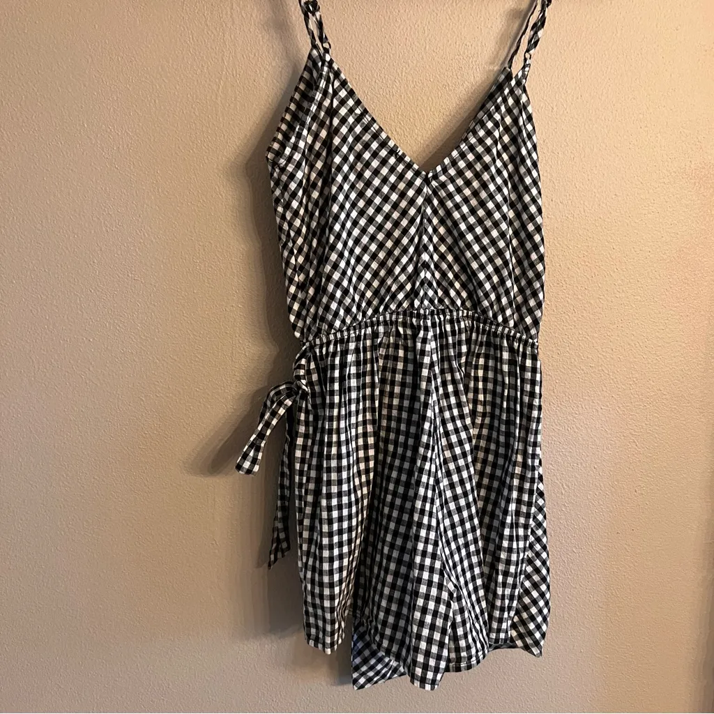 LIONESS Rouje‎ Gingham Romper - Image 4