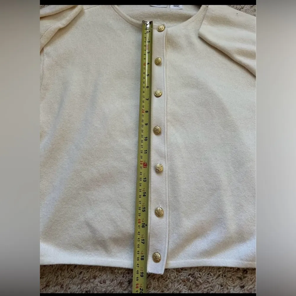 Vintage First Issue Women’s Fine Knit 100% Cotton Cardigan Gold Buttons Sz Med - Image 4