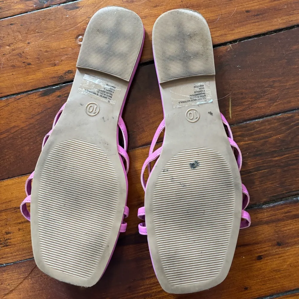 Pink Sandals with Heart - Image 3