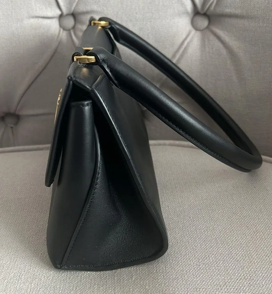 Salvatore Ferragamo Trifolio Swing Leather Shoulder Bag in Black, Like New - Image 10