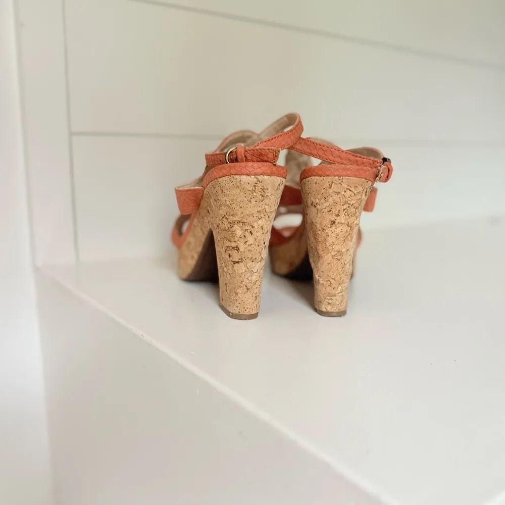 Adrienne Vittadini orange leather wedge size 9 Platform Cork Wedge Sandal - Image 6