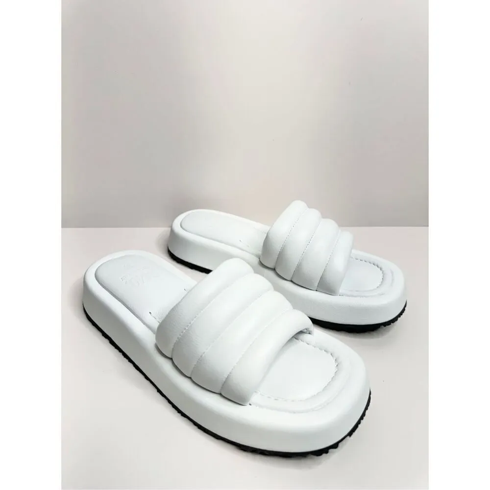 P448 Slides Size US 7 New With Box Womens White‎ Color Summer Sandals - Image 2
