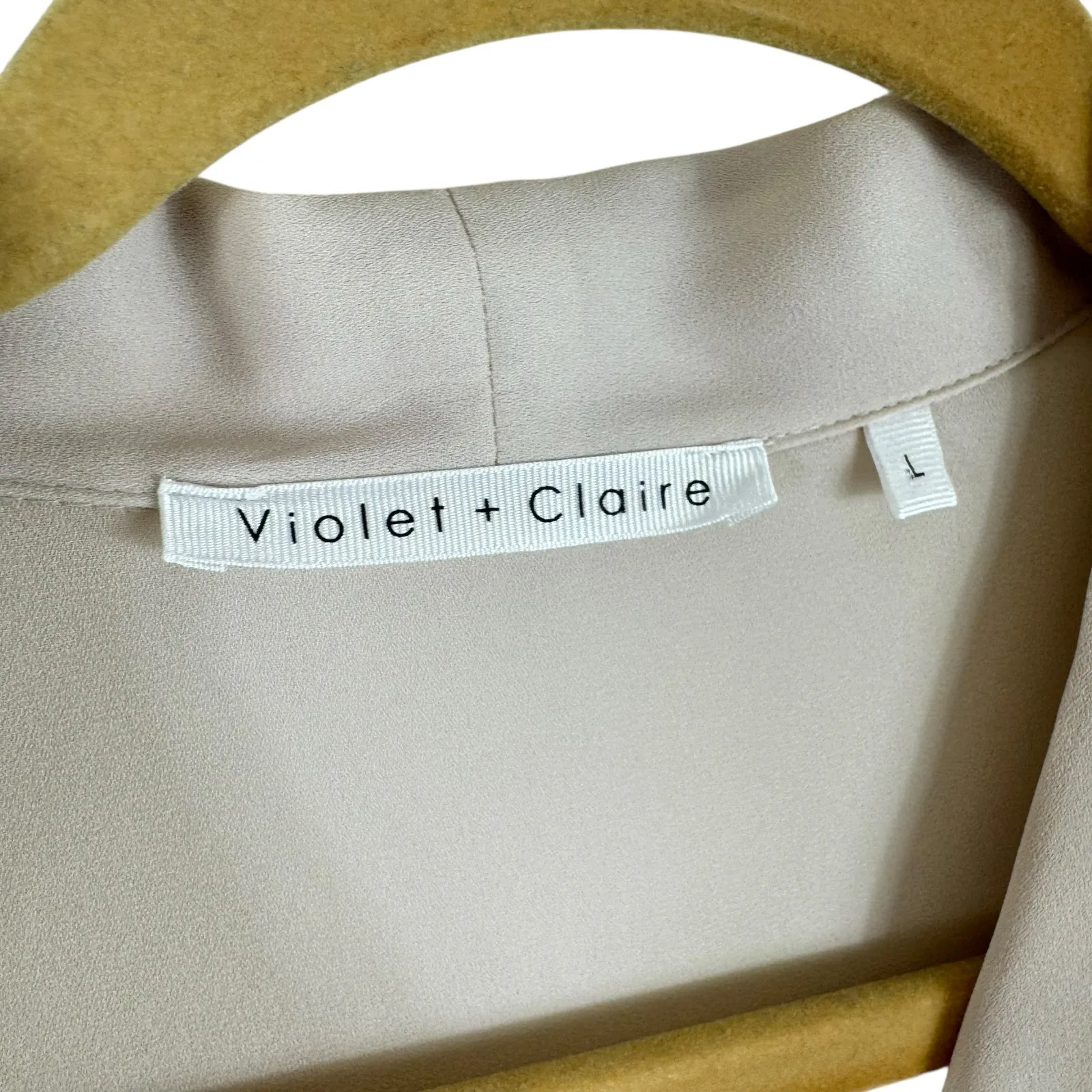 Violet + Claire Tan Beige Sleeveless V-Neck Chiffon Lightweight Blouse Size L - Image 3