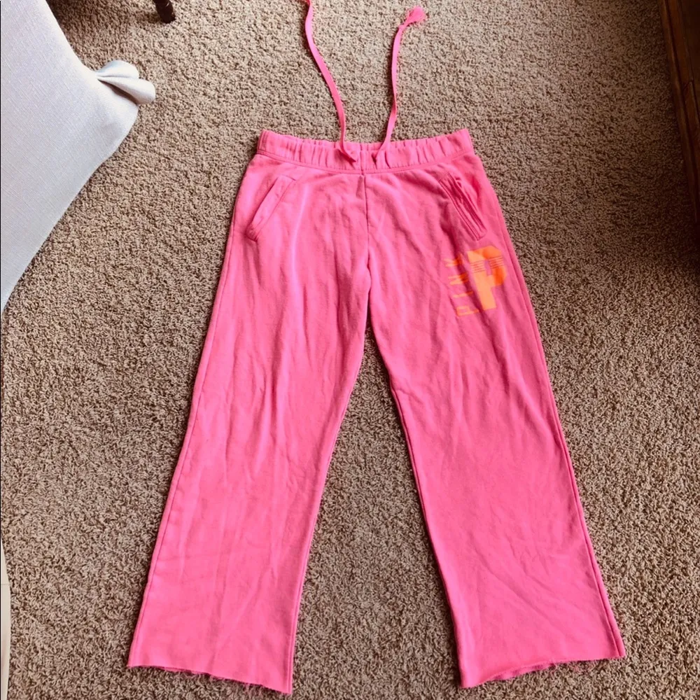 VS pink sweats Sz M - Image 2