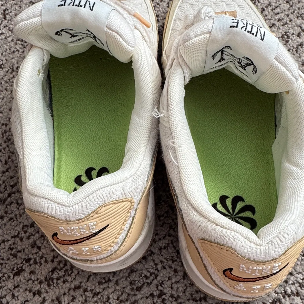 Nike Sun Club White and Peach Sneakers - Image 6