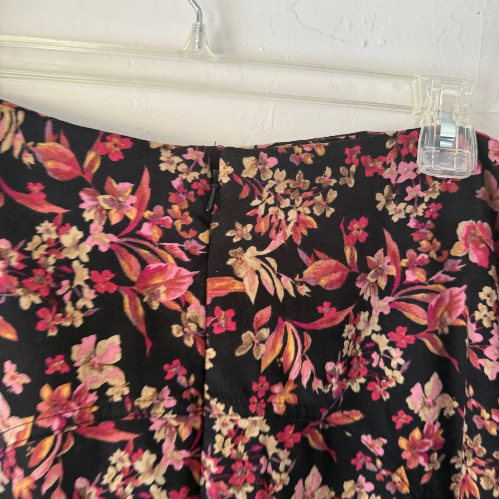 Christopher & Banks Skirt‎ Vintage 16 Black Pink Floral A Line Midi Whimsigoth - Image 7