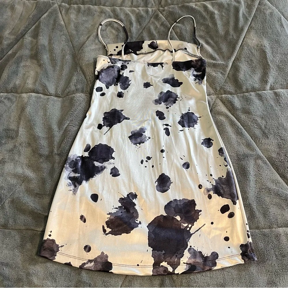 Motel x Urban Outfitters Betta Bodycon Black and Cream Mini Dress Medium NEW - Image 6