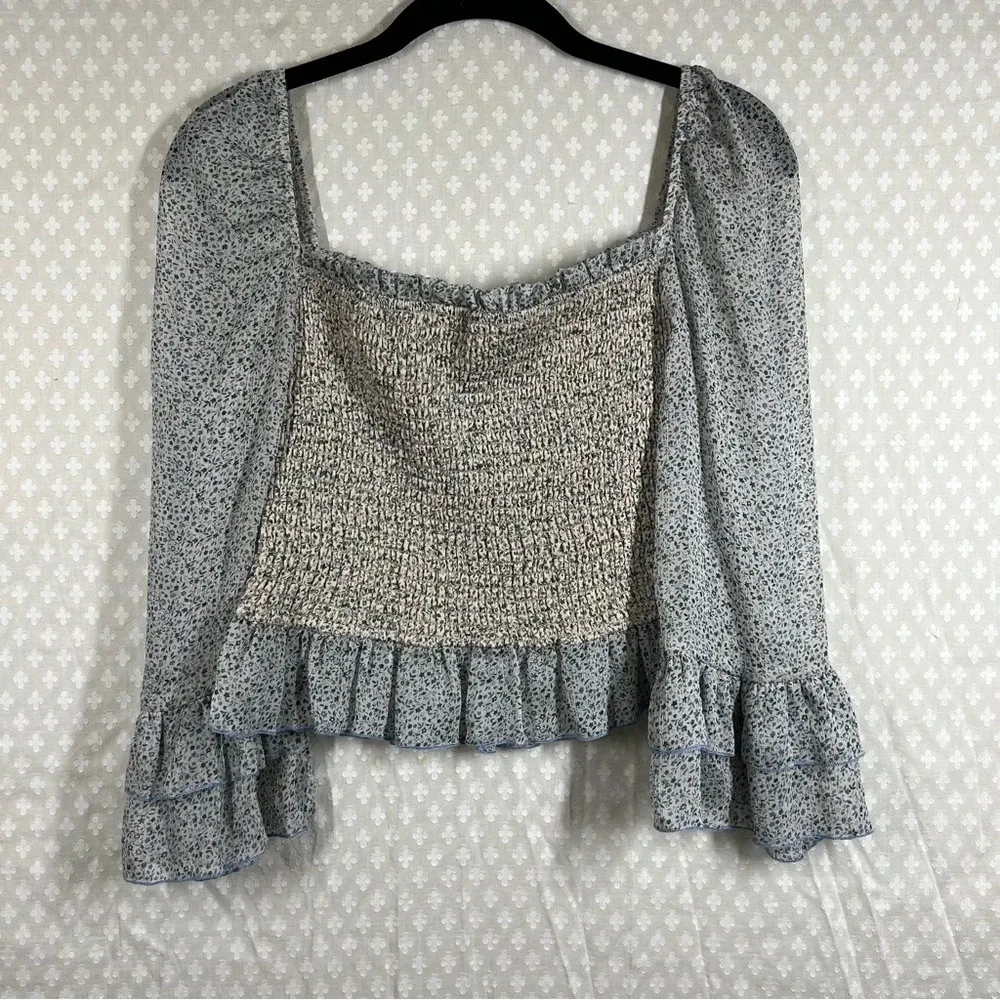 Storia‎ Blue Floral Smocked Ruffle Top - Image 6