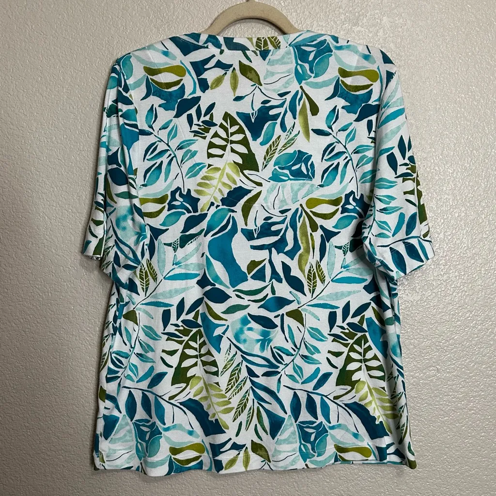 Chico's 100% Pima Cotton Palms Everyday V-neck Short Sleeves Tee, Sz Large - Image 6