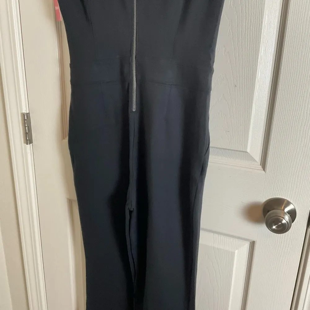 NWT Spanx The Perfect Jumpsuit Black Sleeveless Shaping Tech Flare Size Medium - Image 7