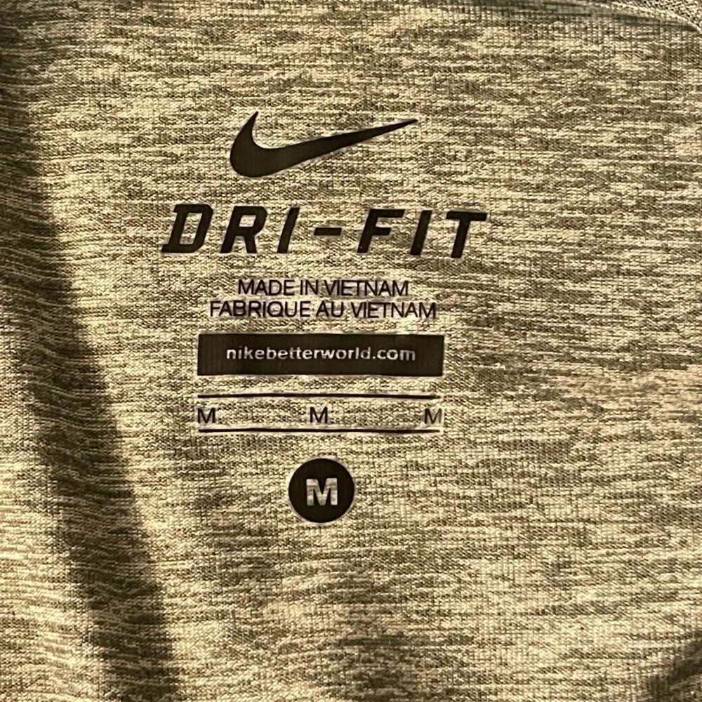 NWT Women's Dri-Fit UNI Panthers 1/4 Zip Long Sleeve Pullover Top Size M Medium - Image 6