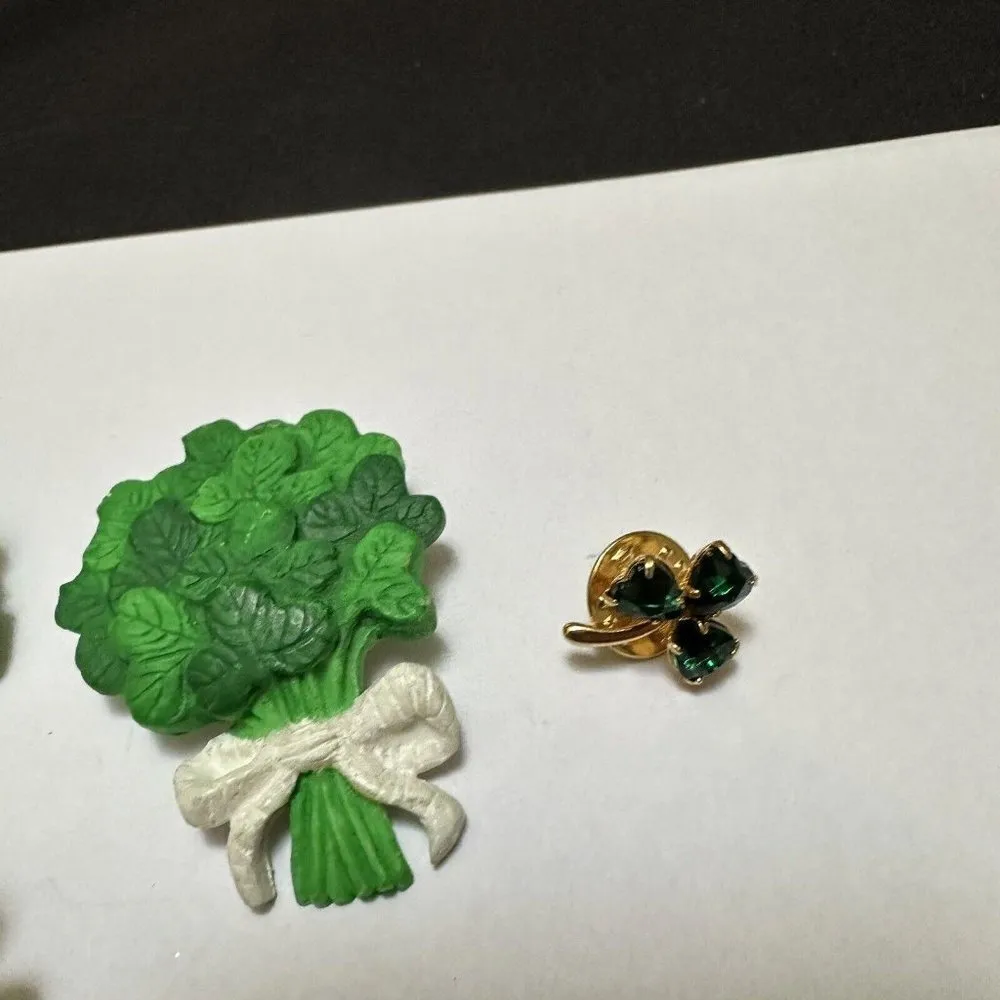 Lot Of 4 Green Clover Brooch / Lapel Pins St Patrick’s Day - Image 12
