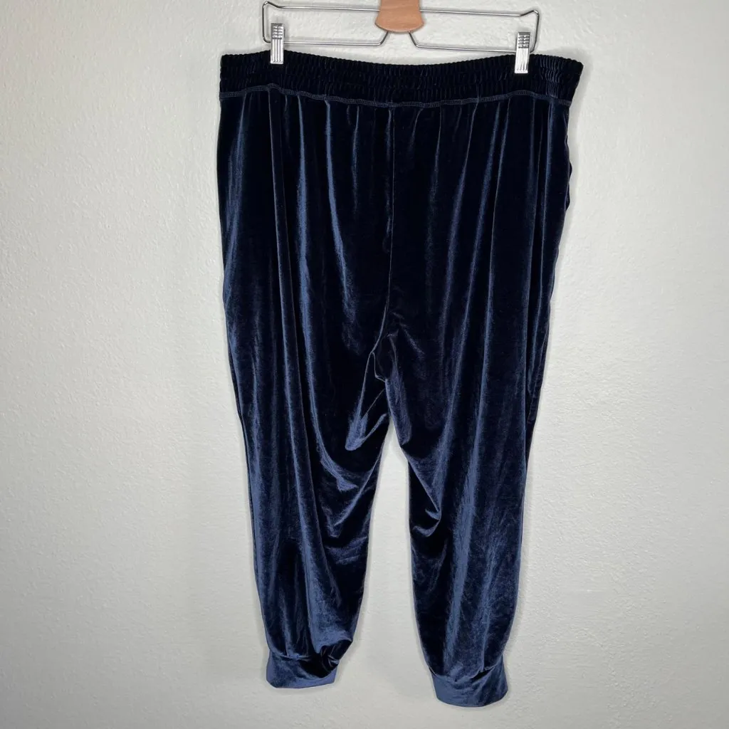 Fabletics Plus Size 2X Navy Blue Daria Velvet Jogger Pants - Image 7