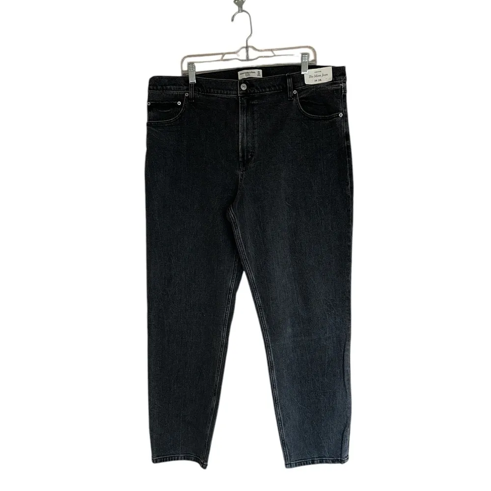 NWT Abercrombie & Fitch Curve Love High Rise Mom Jean - Image 6